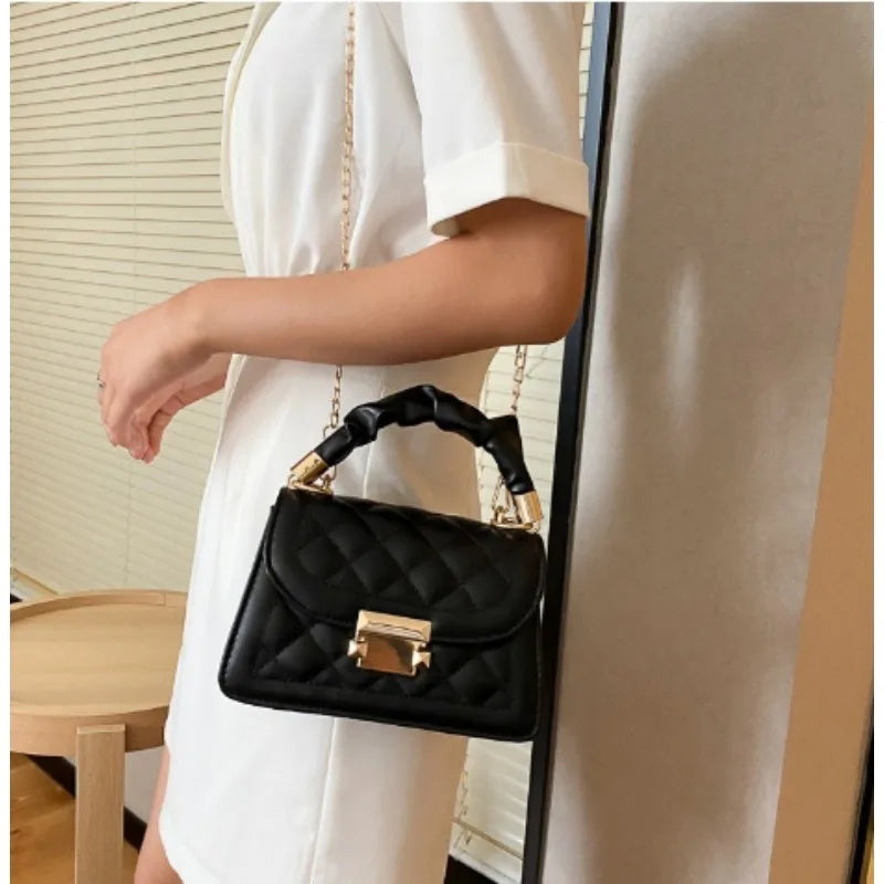 Bolsa Crossbody de couro PU para mulheres Padrão de grade Decoração de fivela Carteira de aba Bolsa de moda Bolsa de alta qualidade