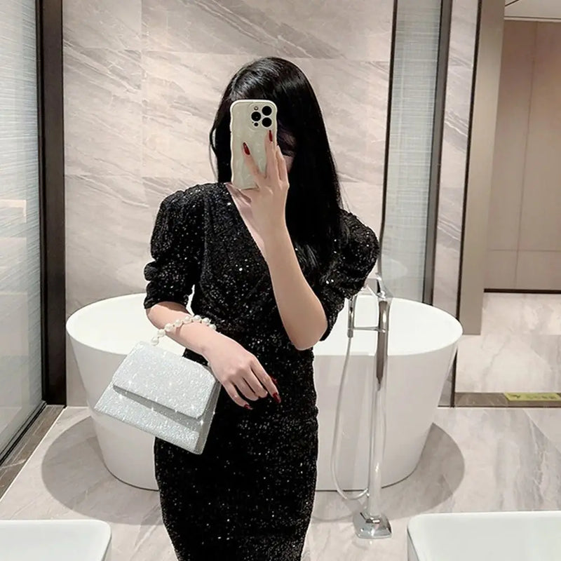Bolsas de ombro de corrente pérola para mulheres, bolsa dourada, seda brilhante, bolsa de noite elegante, embreagem de banquete, bolsa feminina, luxo