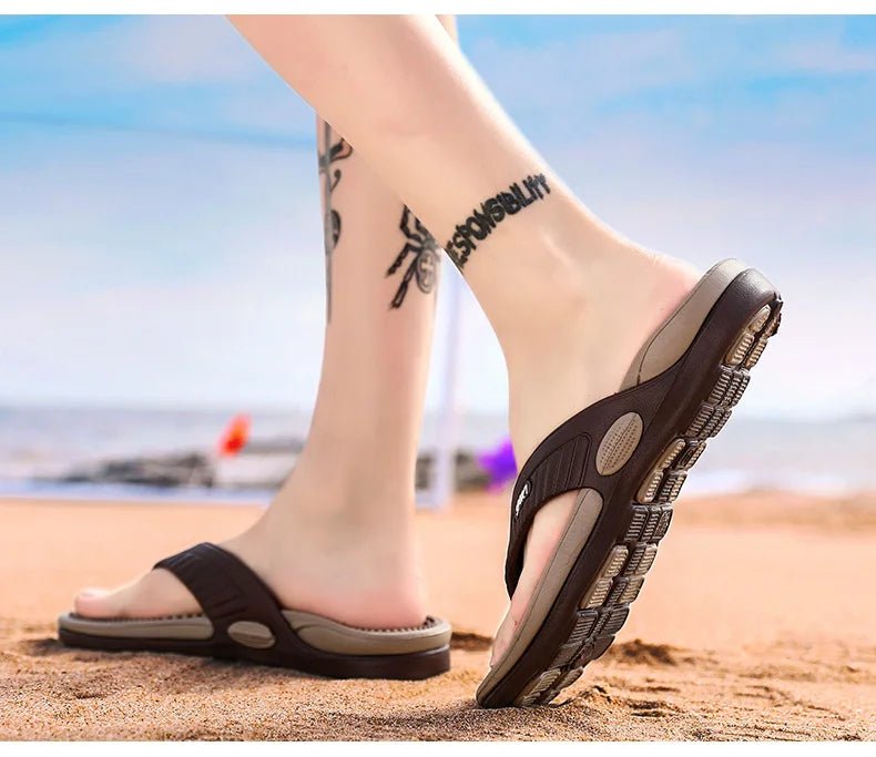 Chinelos de praia chinelos de verão homens sandálias de massagem confortáveis sapatos casuais 2022 moda masculina flip flops calçados de venda quente